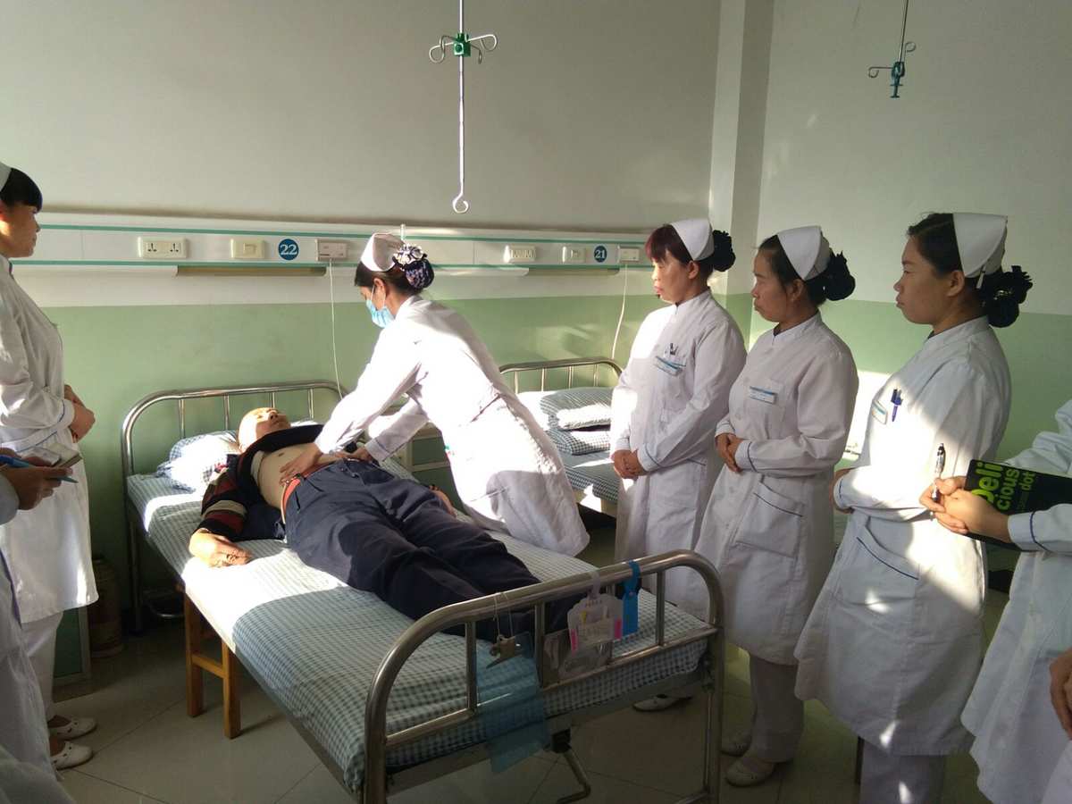经营医院游戏_经营医院游戏搞笑_经营医院游戏单机