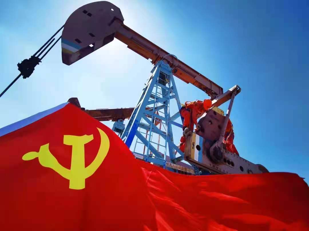 黑白灰三色连线题，力量感十足