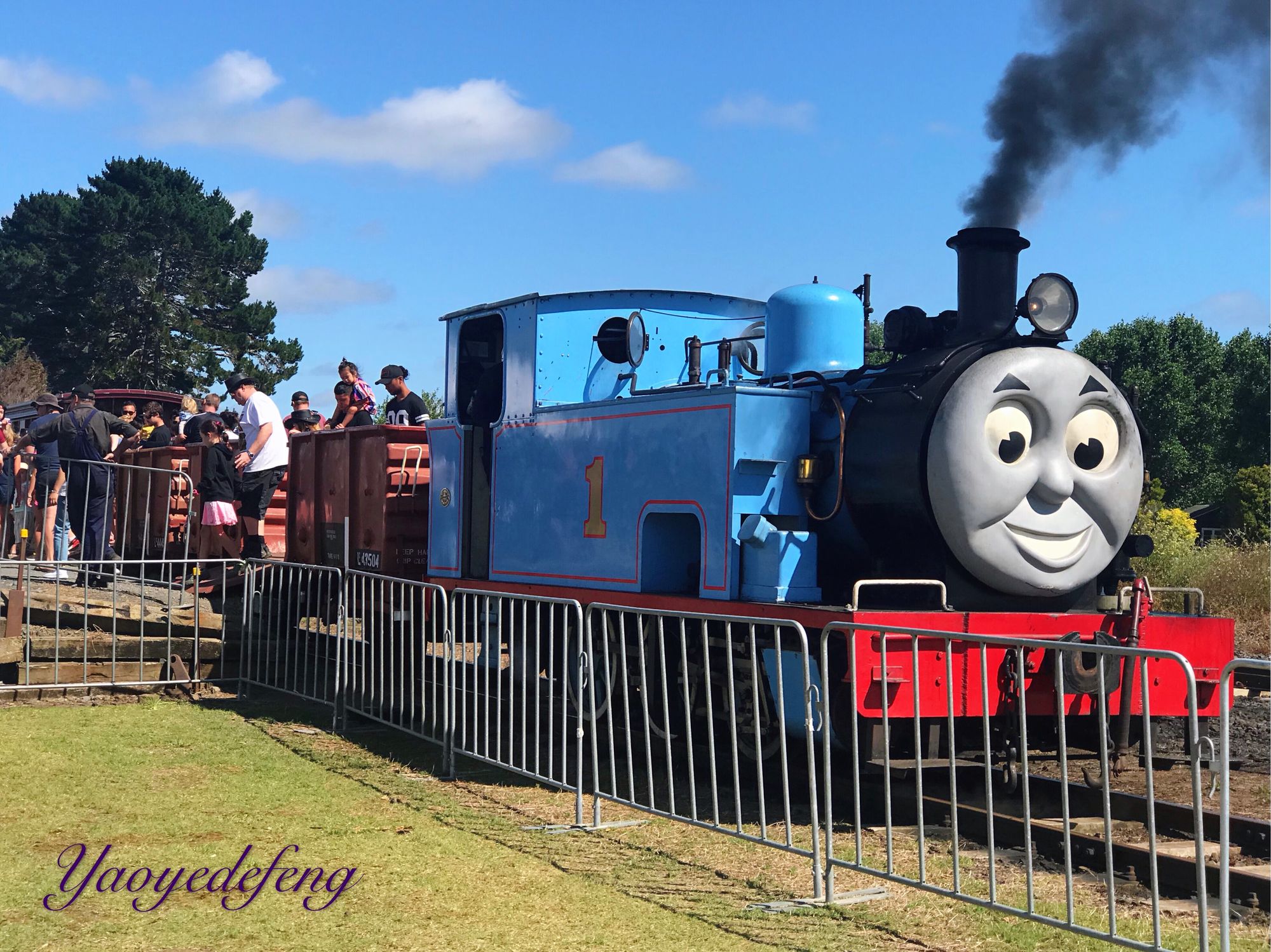 托马斯小火车：童年快乐的回忆 如今变成儿童乐园，不再只是填色
