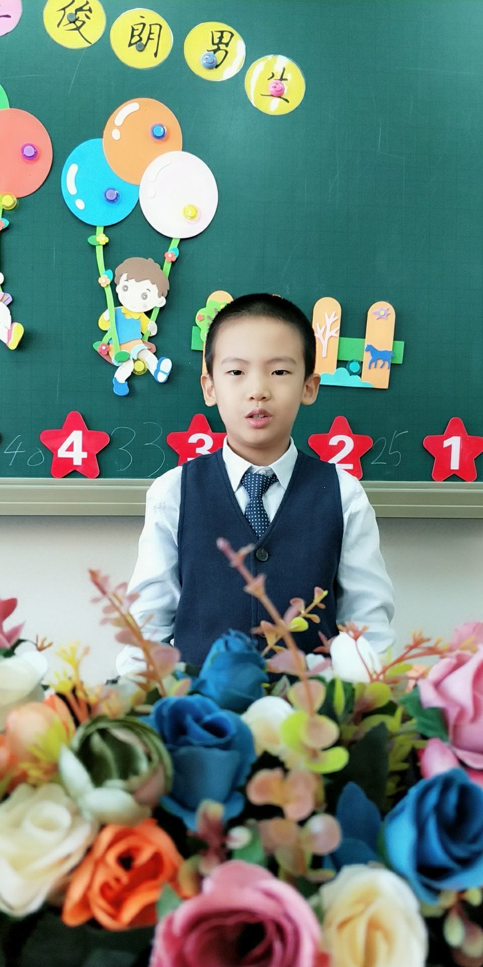 苏三掀裙子_小男生掀女生裙子_掀裙子小游戏