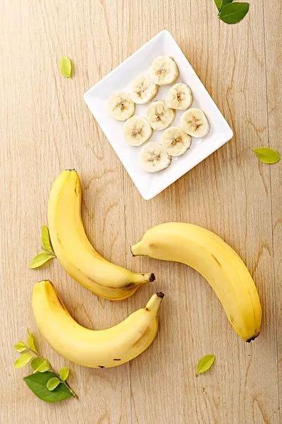 香蕉治便秘怎么吃效果好_香蕉便秘有作用吗_便秘的时候吃香蕉有用吗蚂蚁庄园