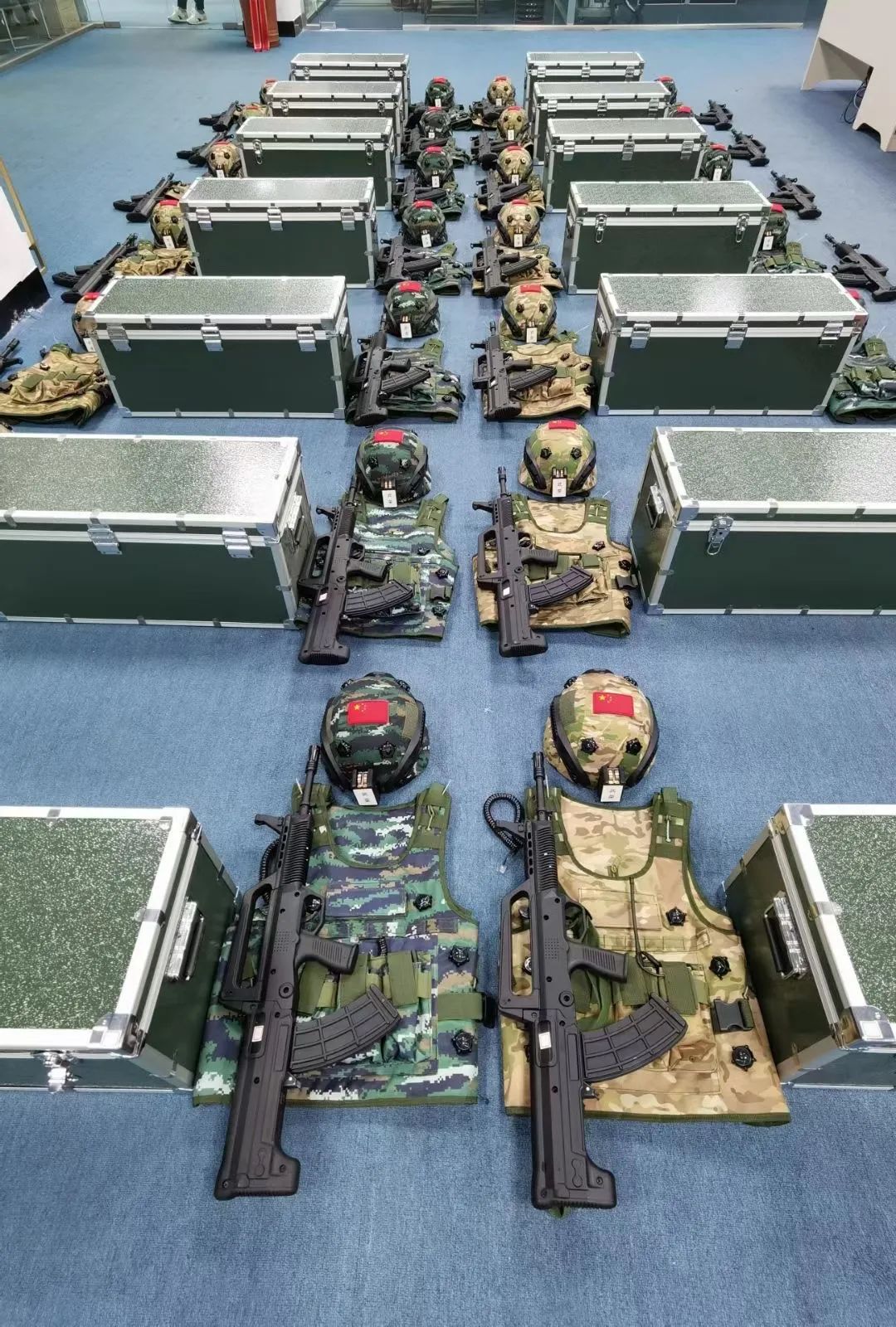 特种手机游戏推荐_手机游戏 特种_手机特种兵游戏