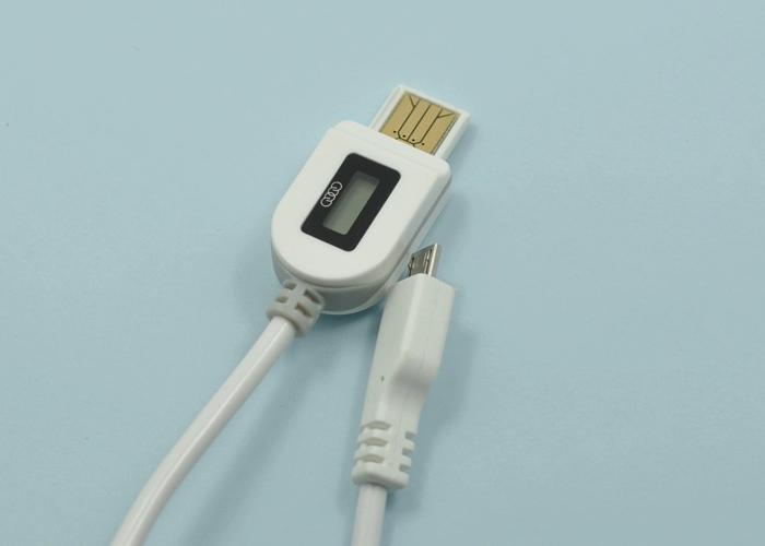 能充电的线就是数据线吗_数据充电线_快充能用普通数据线吗