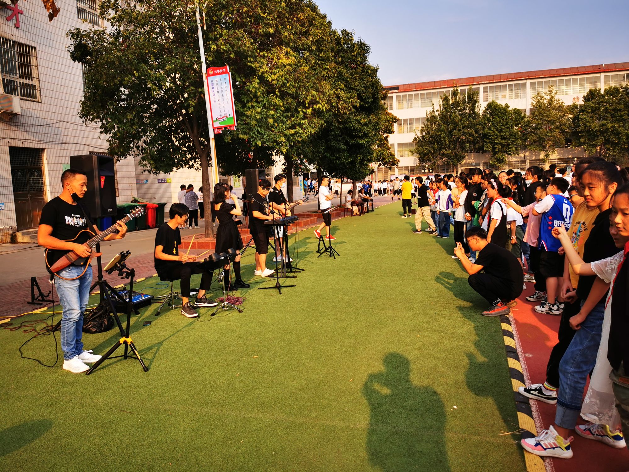喧嚣学院第二季_喧嚣学院_喧嚣学院第三季为啥就2集