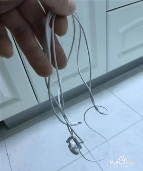 蓝牙耳机进水了还能用吗_进水的蓝牙耳机怎么办_蓝牙耳机进水了还可以用