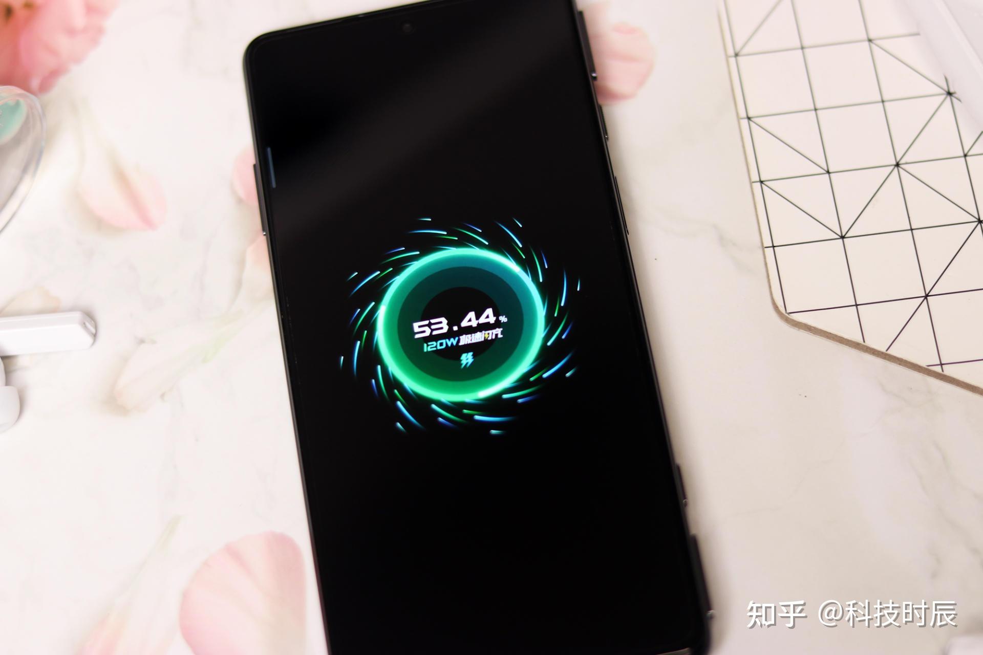 手机推荐偏游戏性能好的-ROGPhone5、黑鲨 4Pro、RedmiK40GamingEd 游戏手机大揭秘