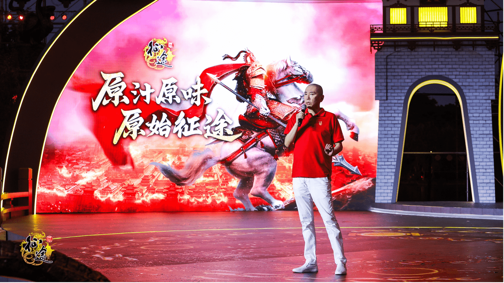 本条彩乃：喧嚣世界中独特的情感寄托与指路灯